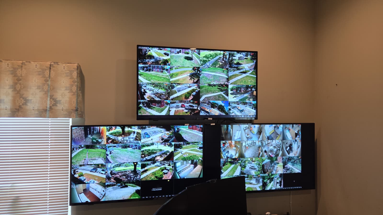Vistas de las cámaras de Valencia Way en la sala de monitoreo